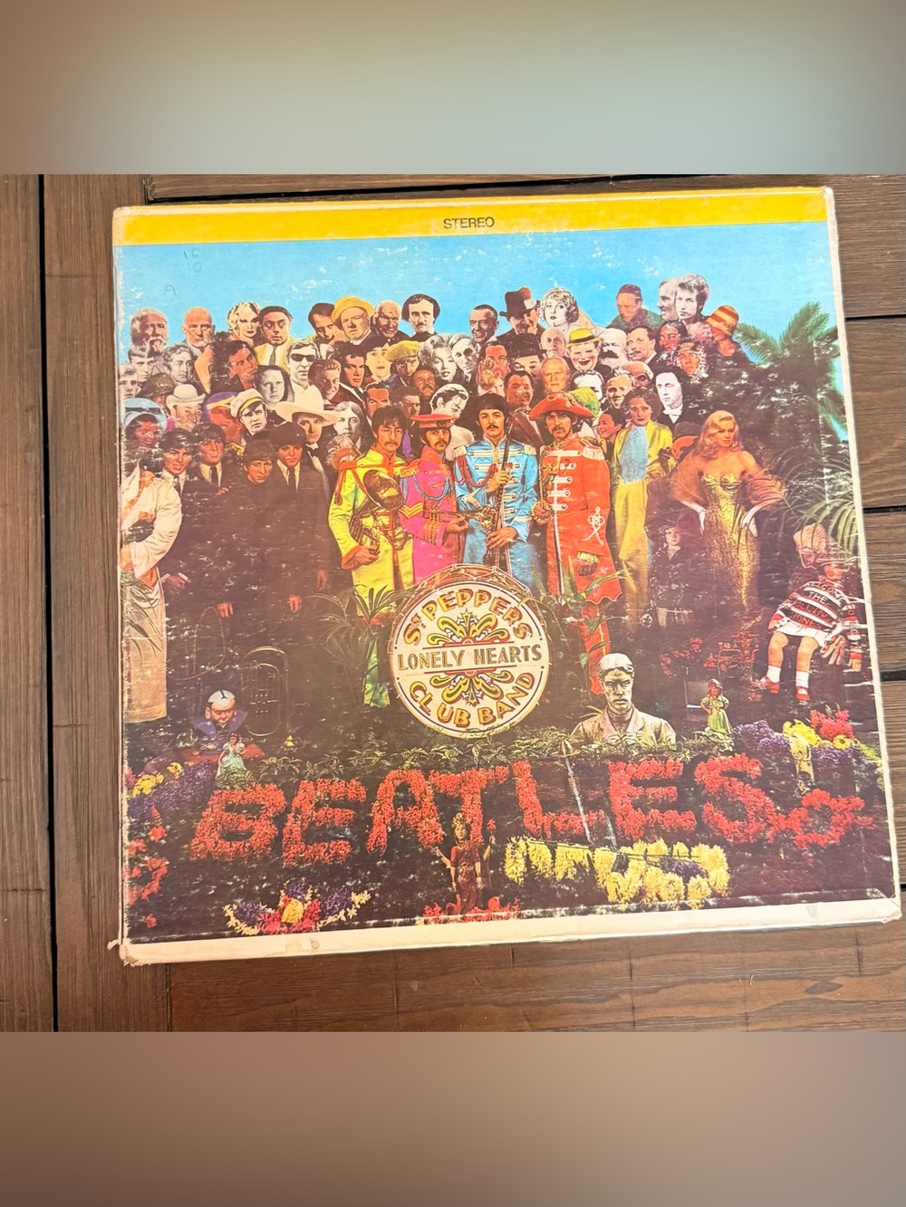 The Beatles Sgt. Pepper's Lonely Hearts Club Band 12" Viny| LP
Stereo Capitol